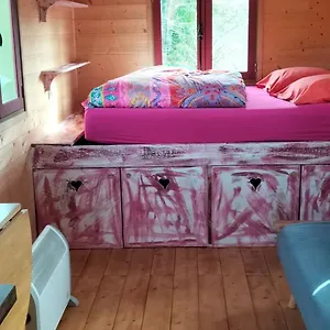 https://jolie-roulotte.midi-pyreneeshotels.com